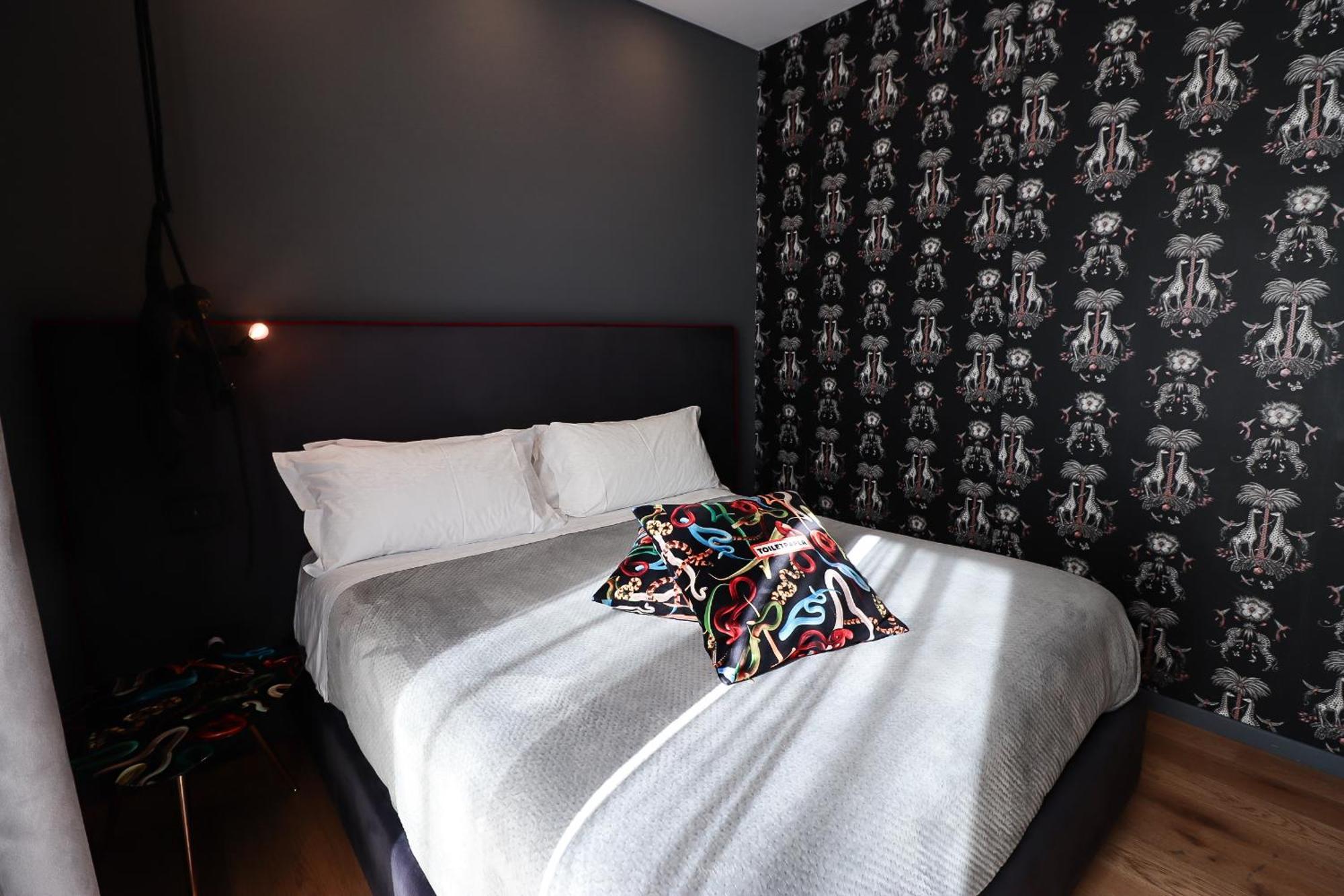 Aron Only Suites Bed And Breakfast Pescara Exterior photo